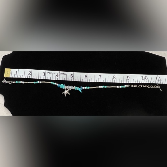 Round Silver metal earrings and silvery and turquoise colored Ankle Bracelet - Picture 4 of 5